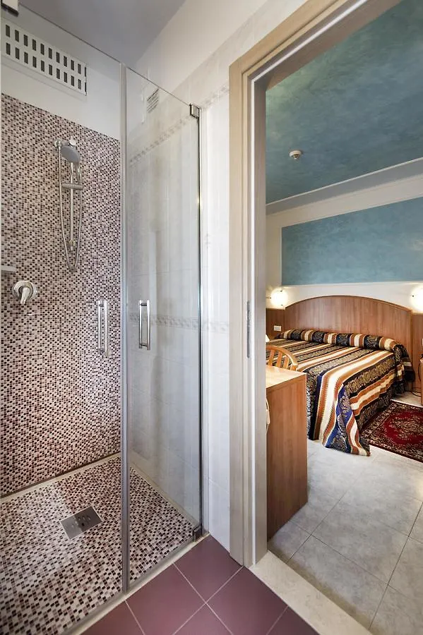 Hotel Hollywood***S Lido di Jesolo 3*,  Italia